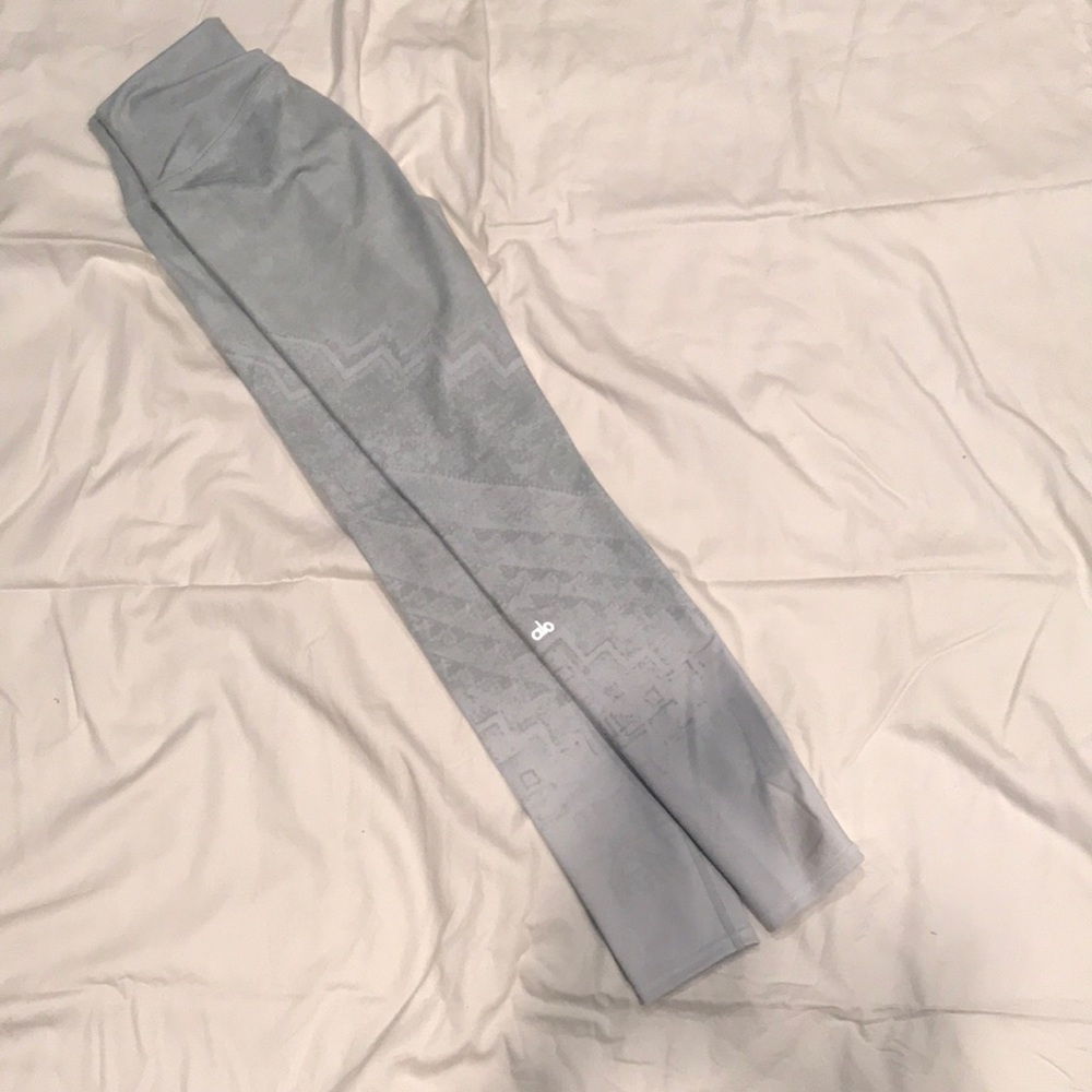 Alo airbrush leggings!!